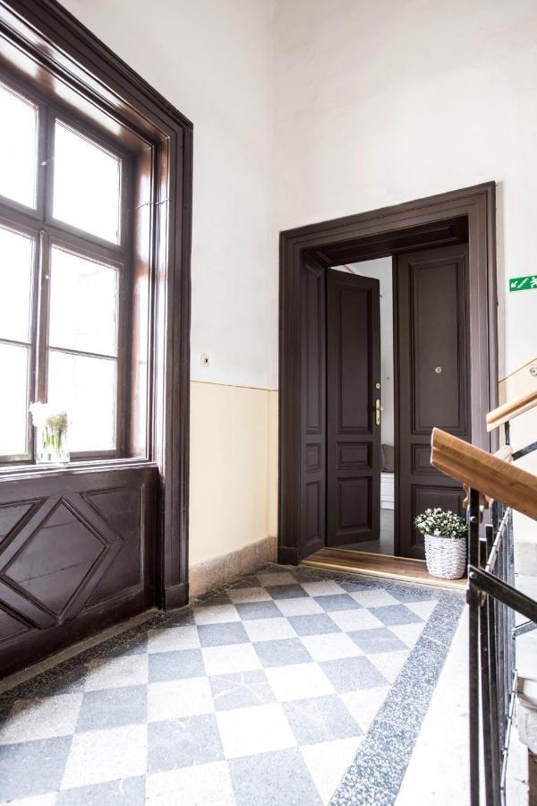 El Gusto Homes Town Sopron Extérieur photo