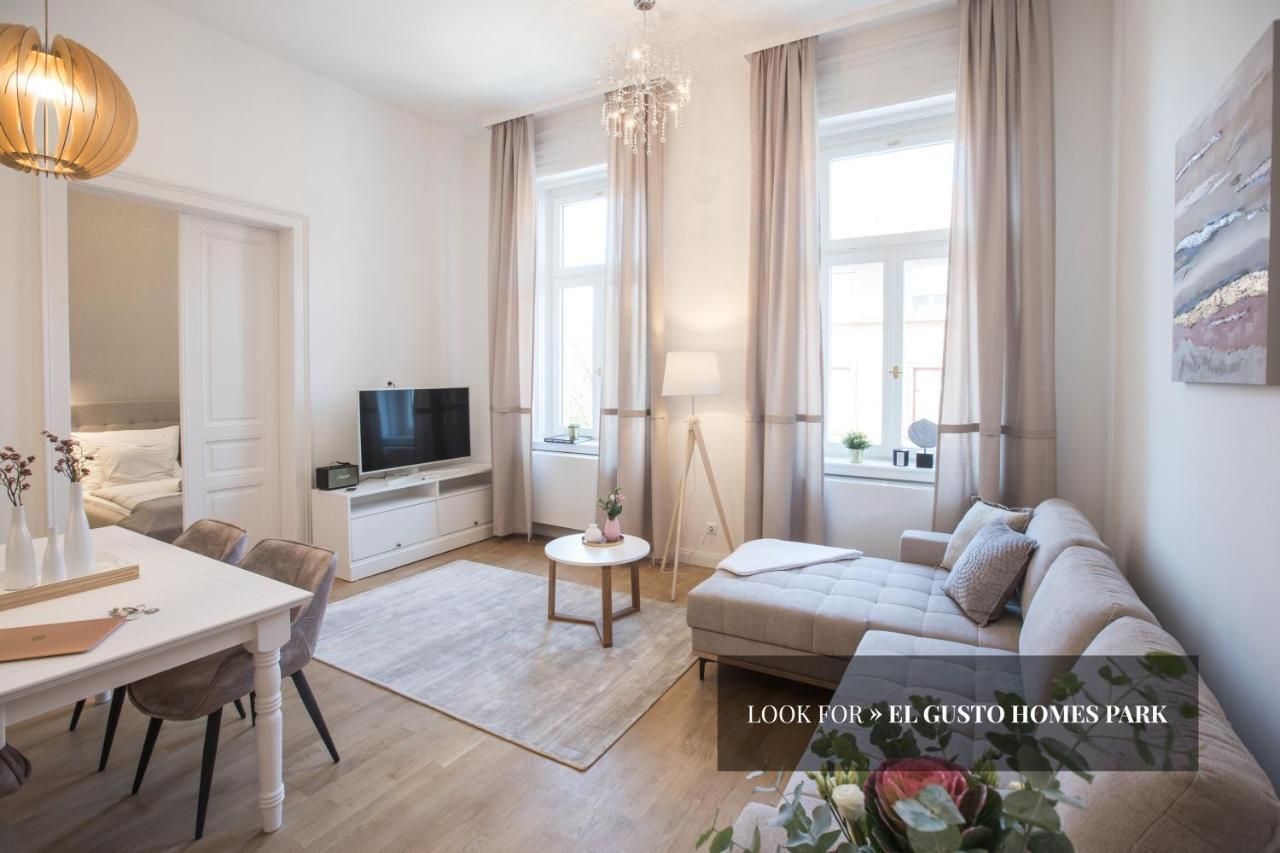 El Gusto Homes Town Sopron Extérieur photo